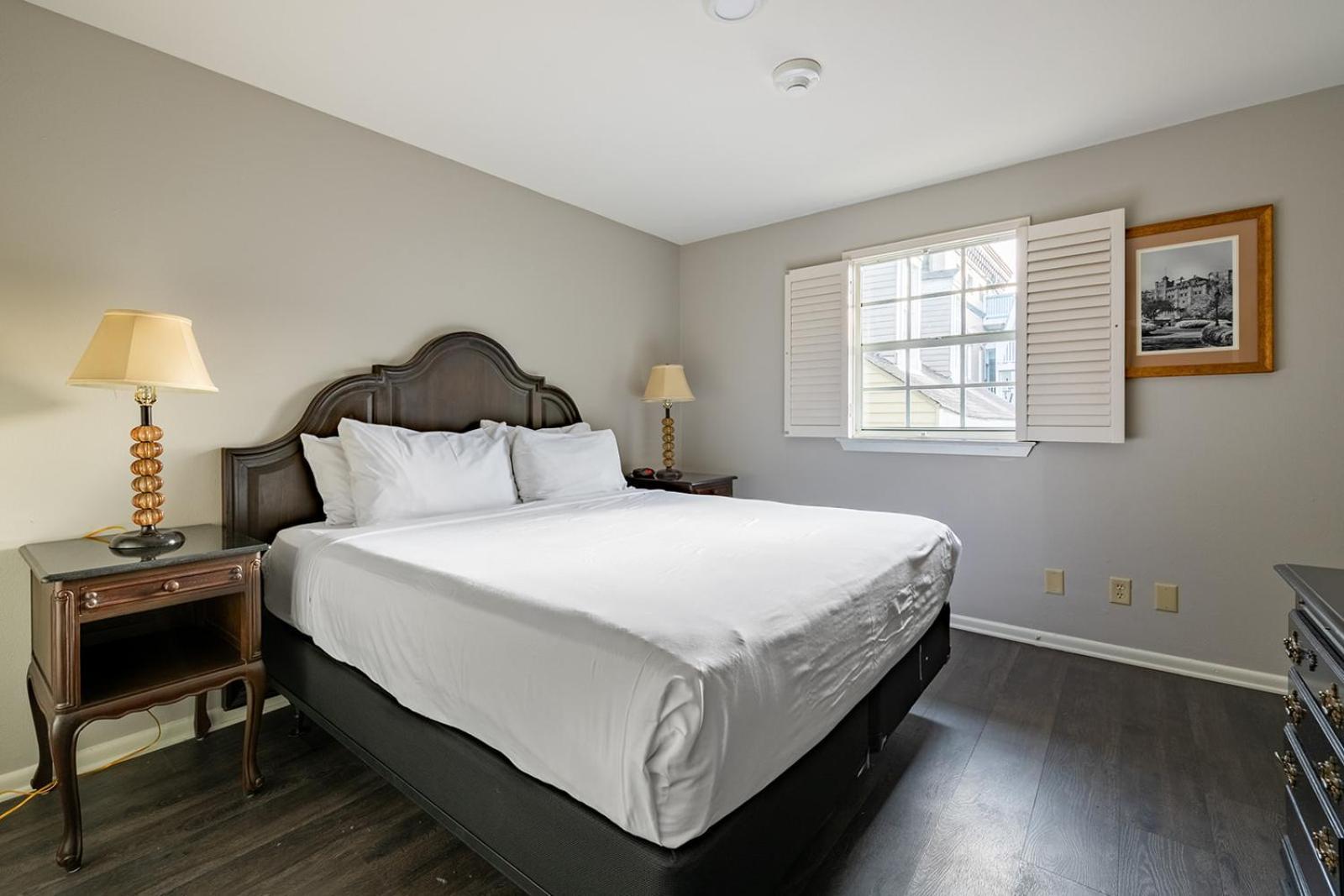 French Quarter Suites Hotel New Orleans Eksteriør bilde