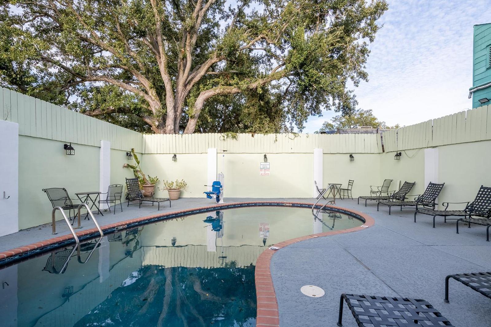French Quarter Suites Hotel New Orleans Eksteriør bilde