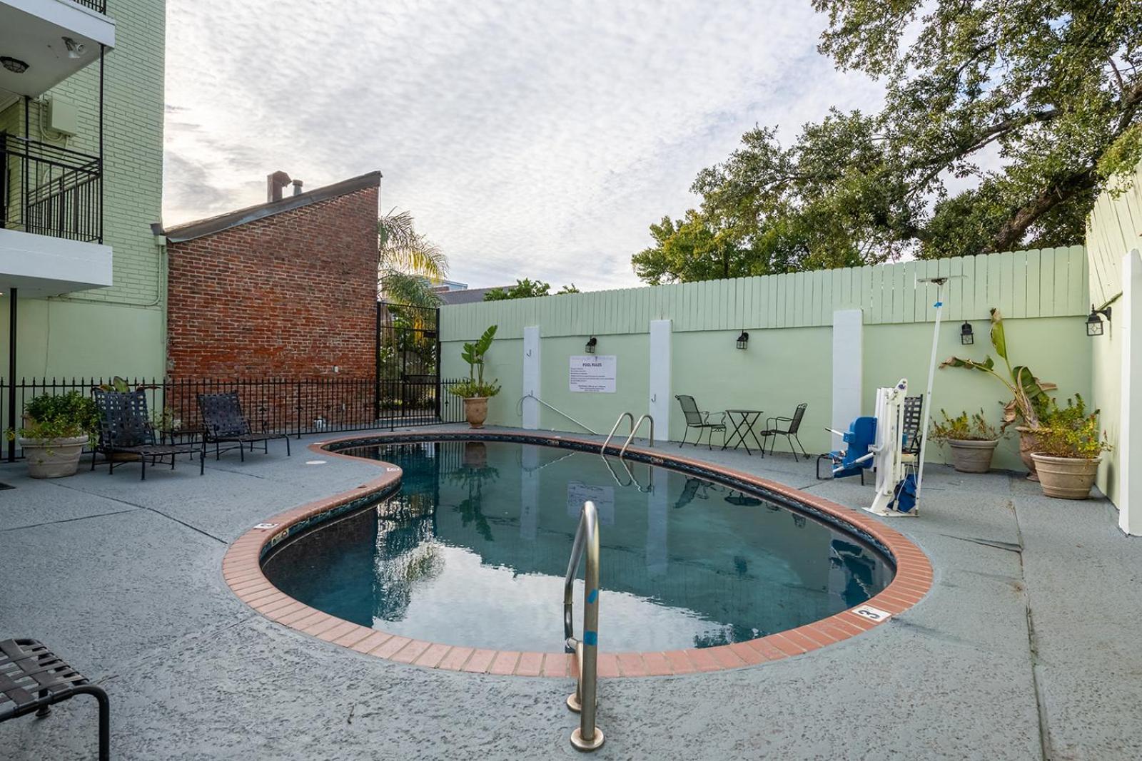 French Quarter Suites Hotel New Orleans Eksteriør bilde